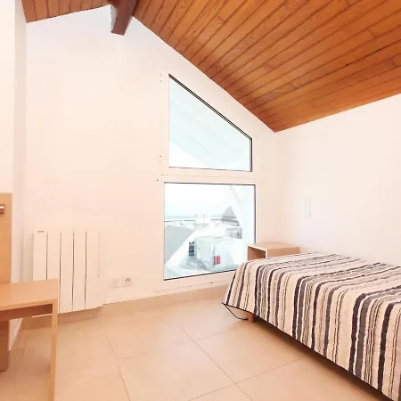 Apartment Arcachon, Arcachon, For 4 Persons *